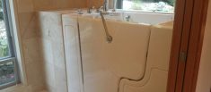 Wheelchair Accessbile Bathtub Door