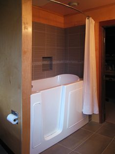 Snohomish Residence Walk In Bathtubs